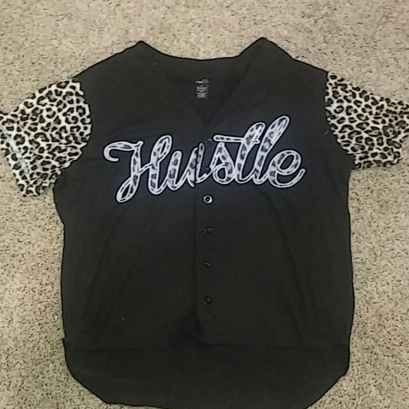 Hustle T-Shirt - Picture 1 of 4